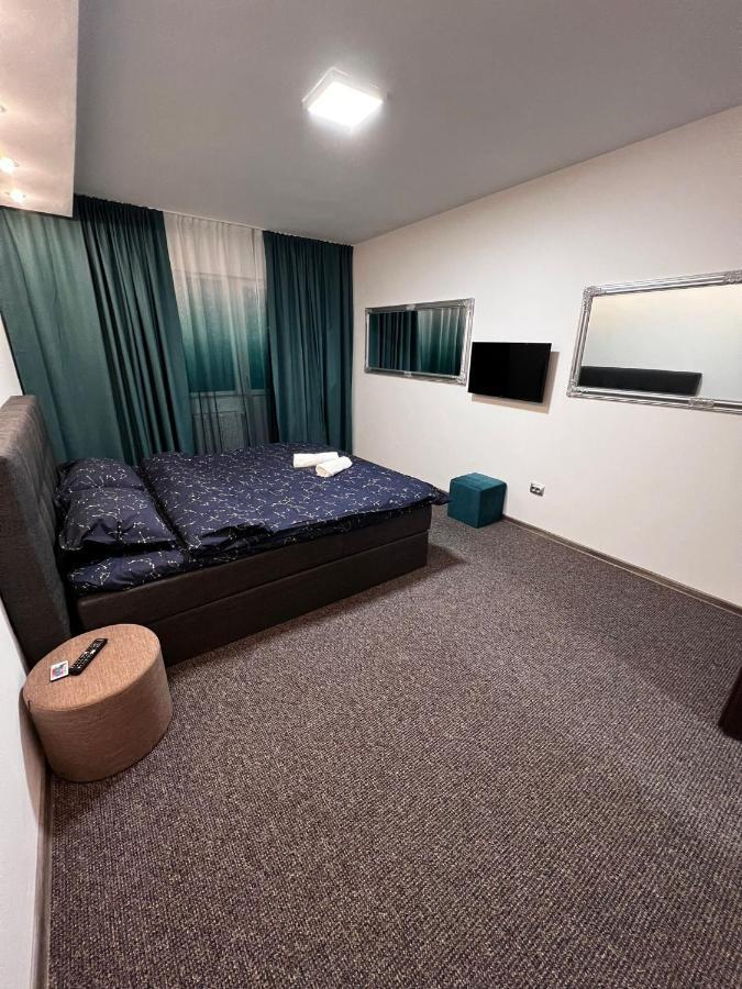 Central Studio 1 - Apartament 2 Camere Deva Eksteriør billede